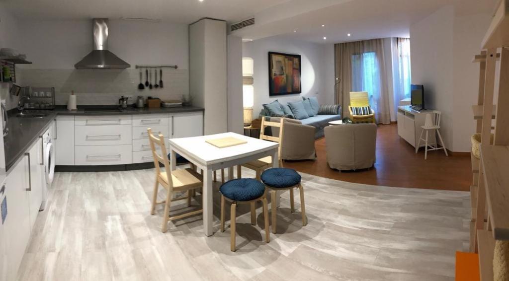 Corazon De Nervion, Excelente Ubicacion, Opcion Parking Appartement Séville